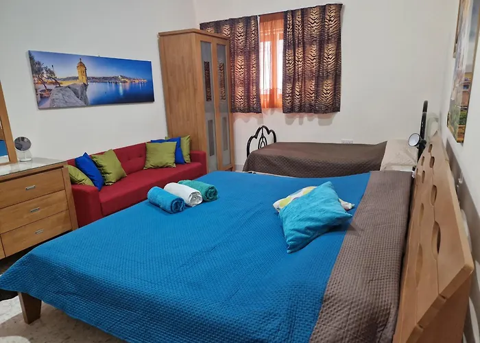 Saracini\'S Homestay