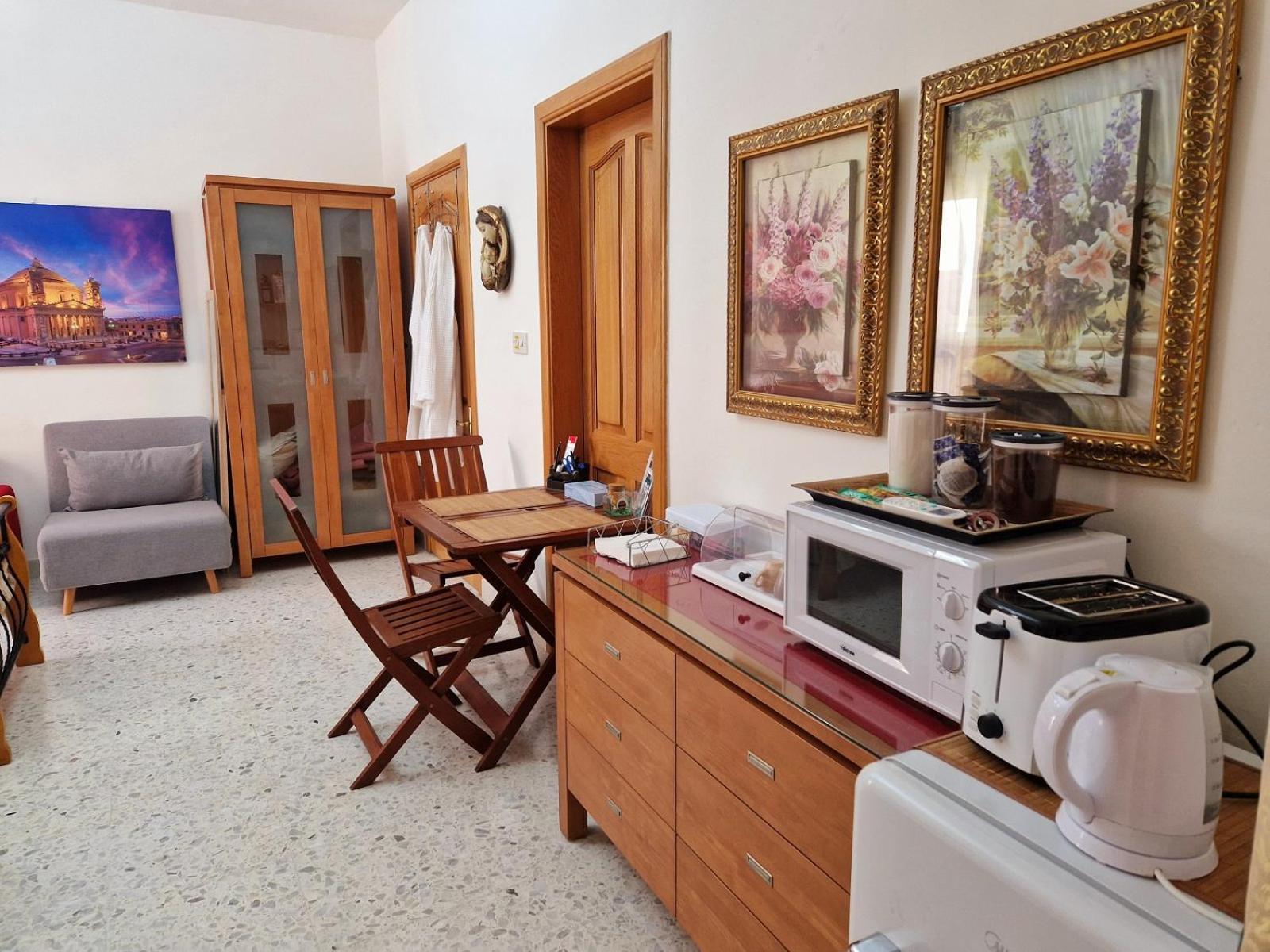 Homestay Saracini's