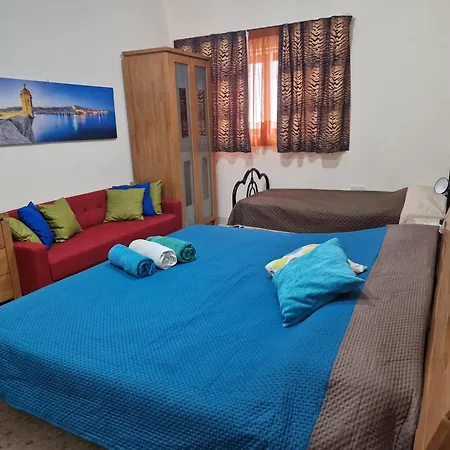 Saracini'S Homestay Attard Exterior photo